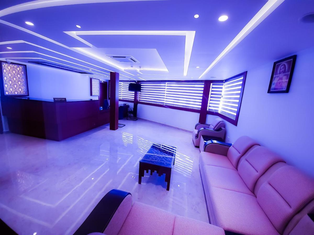 Hotel Victoria International Kattappana المظهر الخارجي الصورة