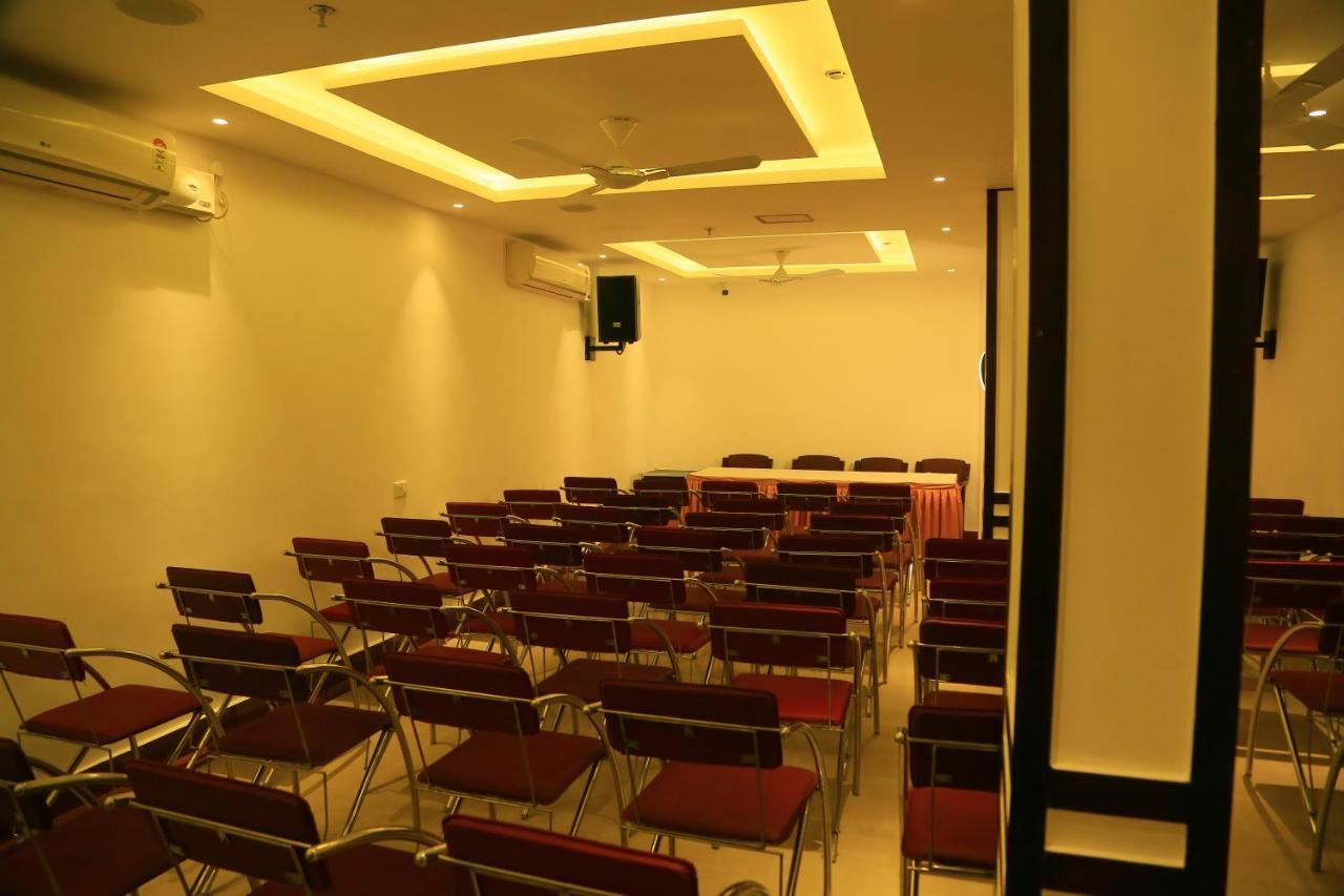 Hotel Victoria International Kattappana المظهر الخارجي الصورة